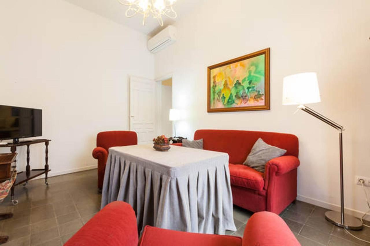Apartamentos Rg Arenal Seville Room photo